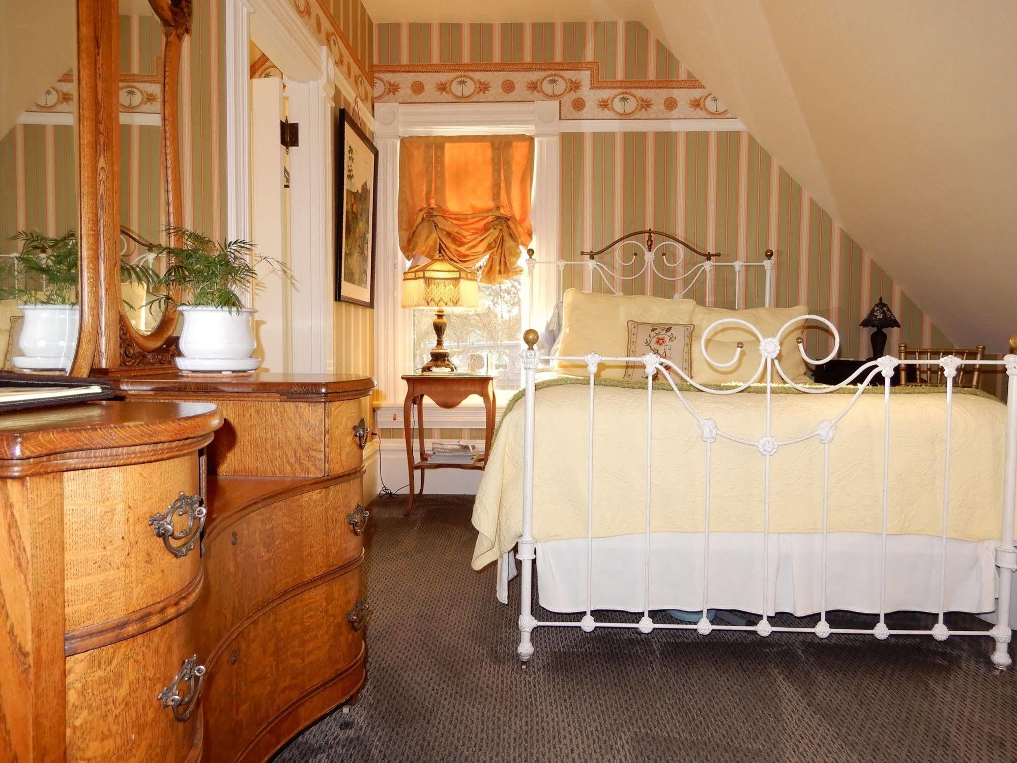 C'Est La Vie Inn Springfield Kültér fotó